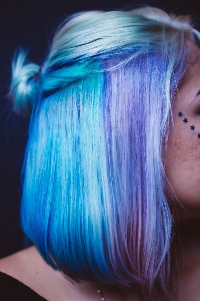 You are currently viewing DIY Hair Colouring: Why You Should Think Twice About Colouring Your Hair At Home