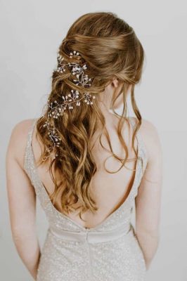 soft curls bridal hairstyle