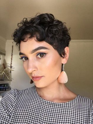 pixie cut curly hair